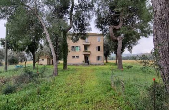 CASA SINGOLA A CAMPIGLIONE DI FERMO